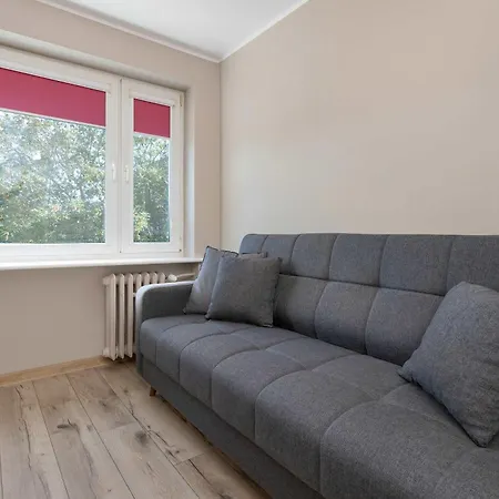Family With A Workspace And Balcony Close To The Old Town Of By Renters Apartment