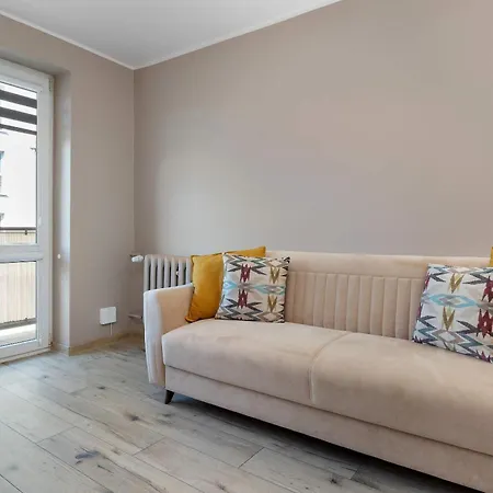 Apartment Family With A Workspace And Balcony Close To The Old Town Of By Renters Danzig