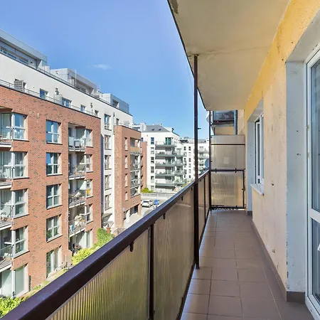 Appartement Family With A Workspace And Balcony Close To The Old Town Of By Renters Gdańsk
