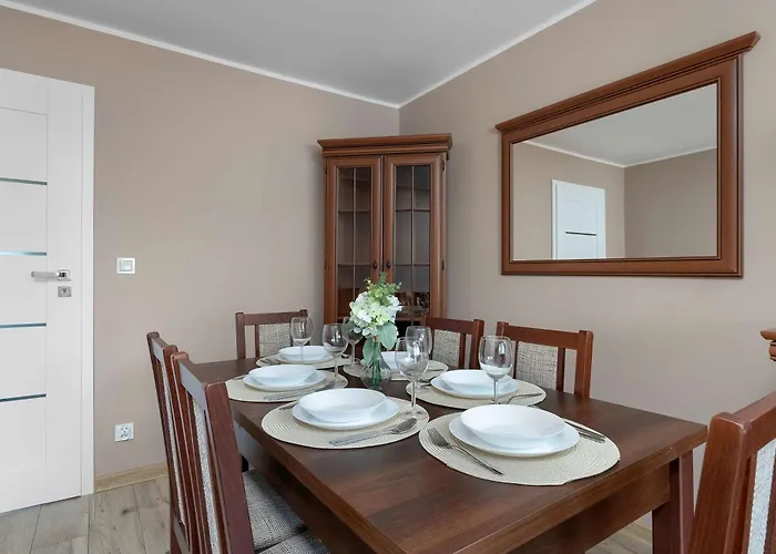 Family With A Workspace And Balcony Close To The Old Town Of By Renters غدانسك