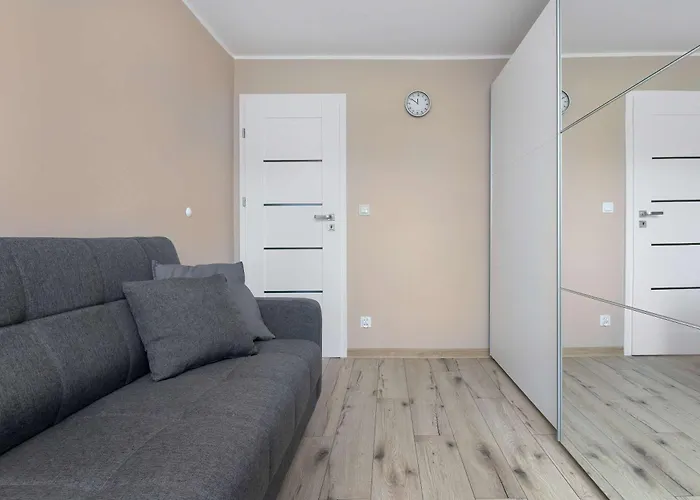 شقة Family With A Workspace And Balcony Close To The Old Town Of By Renters غدانسك