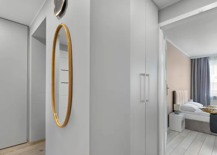 Apartman Family With A Workspace And Balcony Close To The Old Town Of By Renters Gdańsk