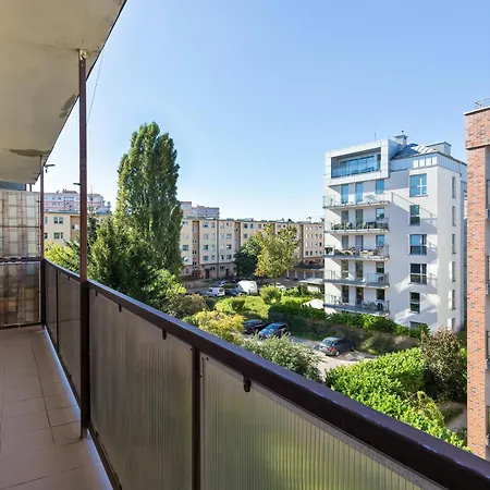 Family With A Workspace And Balcony Close To The Old Town Of By Renters Gdańsk