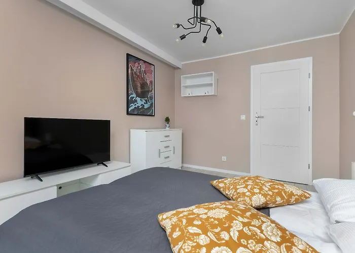 Family With A Workspace And Balcony Close To The Old Town Of By Renters * Gdansk