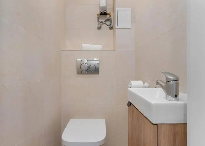 Family With A Workspace And Balcony Close To The Old Town Of By Renters * Gdansk